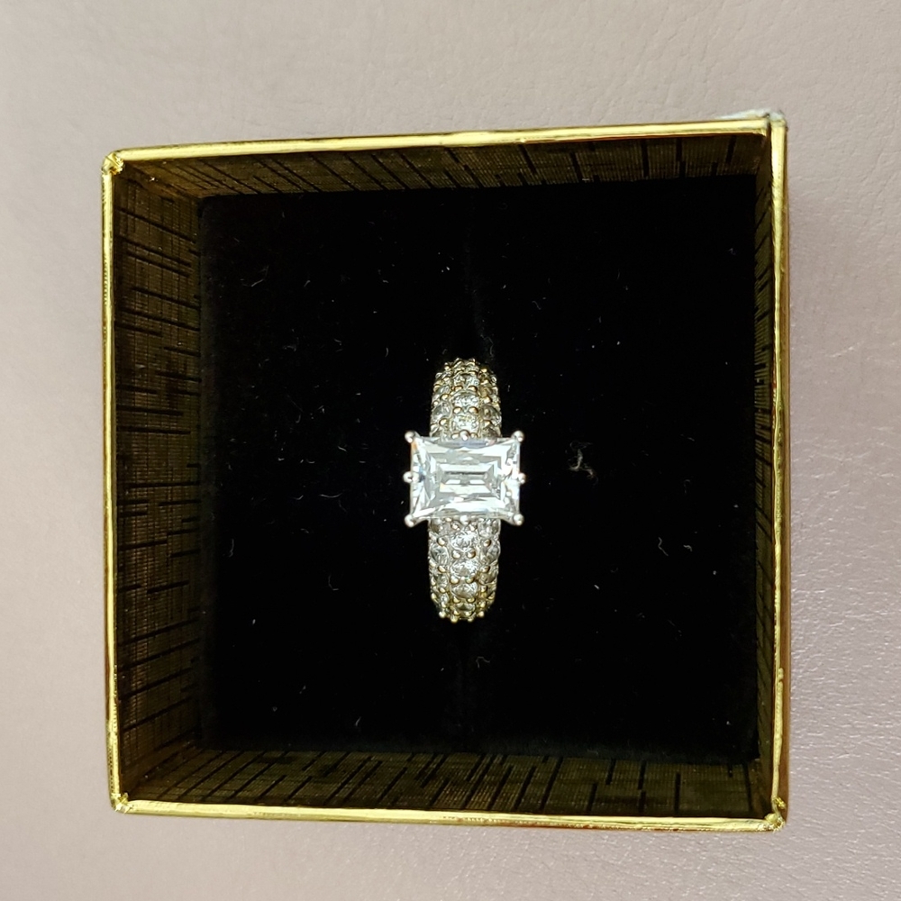 A Suzy Levian ring.
